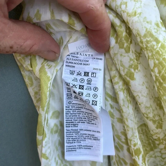 EUC- ALLSAINTS Clara Noche Pleated Midi Skirt Size 0 Yellow Animal Print Pockets - Picture 4 of 6